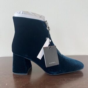 NWT Zara Blue Velvet Ankle Boot Booties